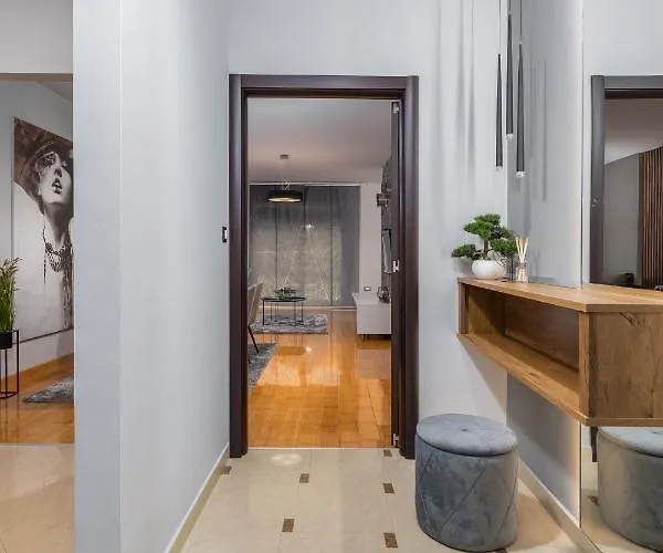 Lux Teo - New Apartment